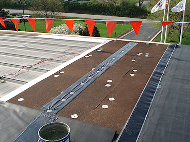 EPDM roofing contractors 1